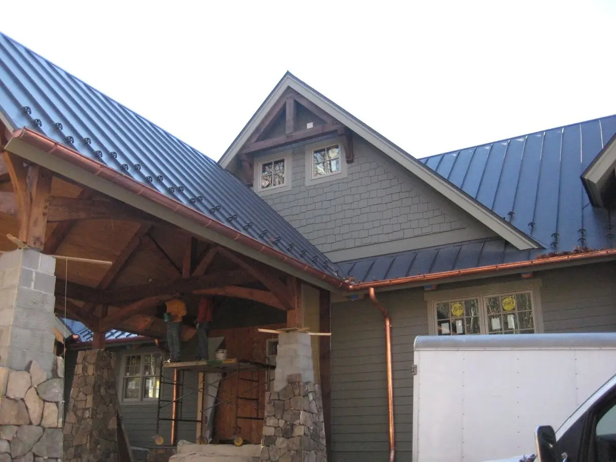 Craftsman Roofing team delivering quality roofing work in Mae Anne Avenue